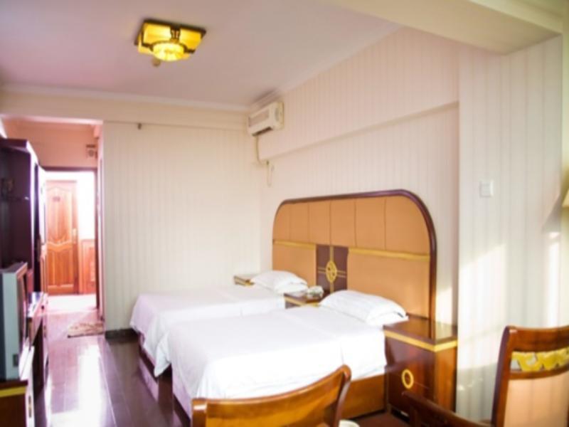 Nanning Gold Red Forest Hotel エクステリア 写真